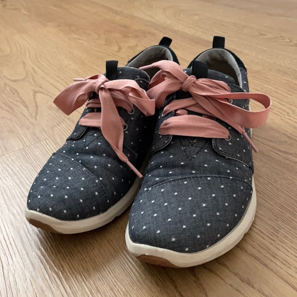 Toms Shoes - Toms chambray sneakers